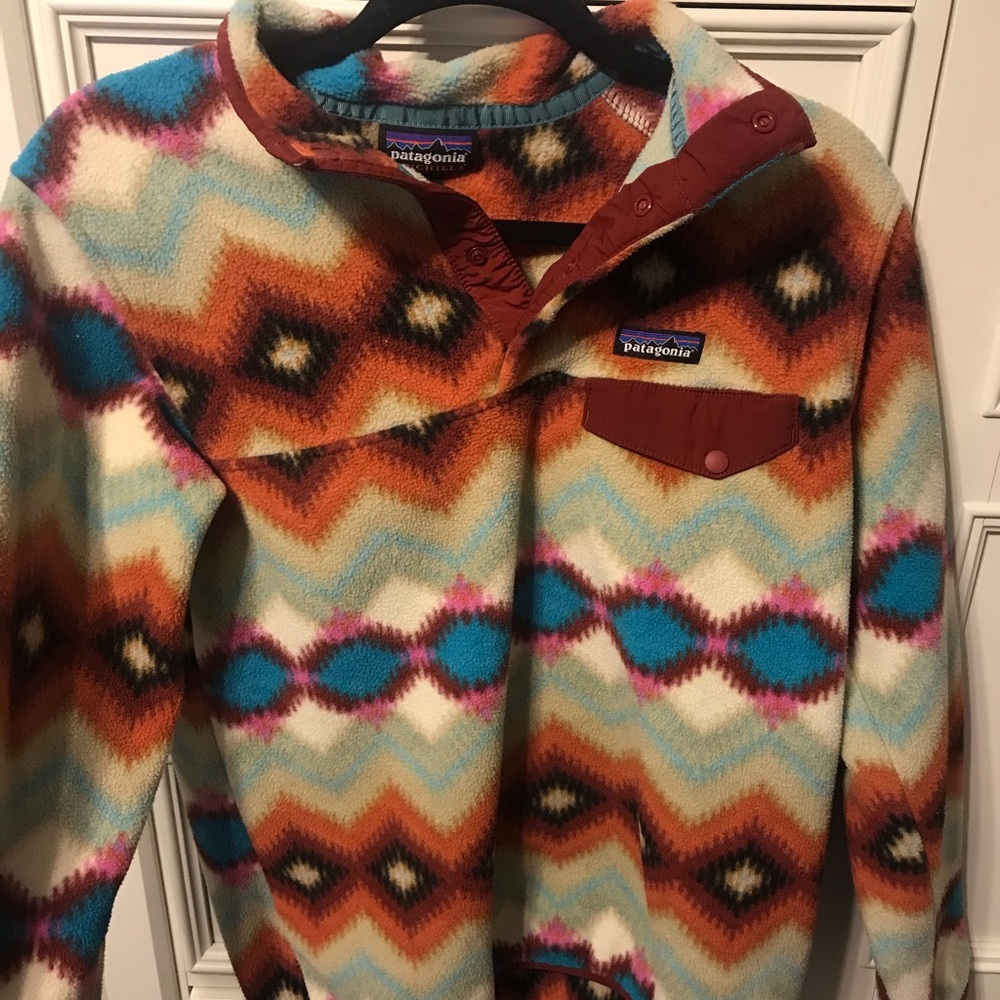 Patagonia sweater top!